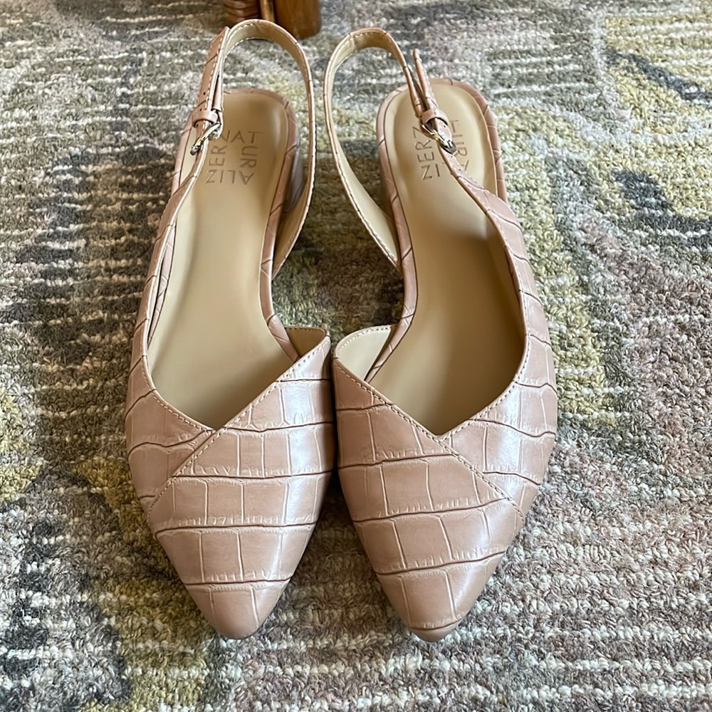 Nude sling back kitten heels